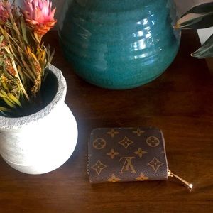 Louis Vuitton Look-alike wallet NWOT